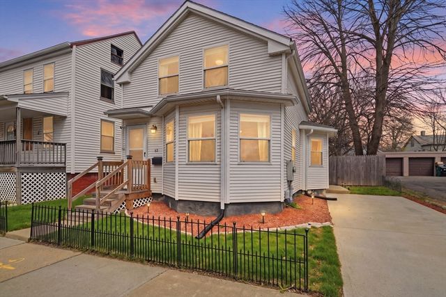 49 West St, Chicopee, MA 01013