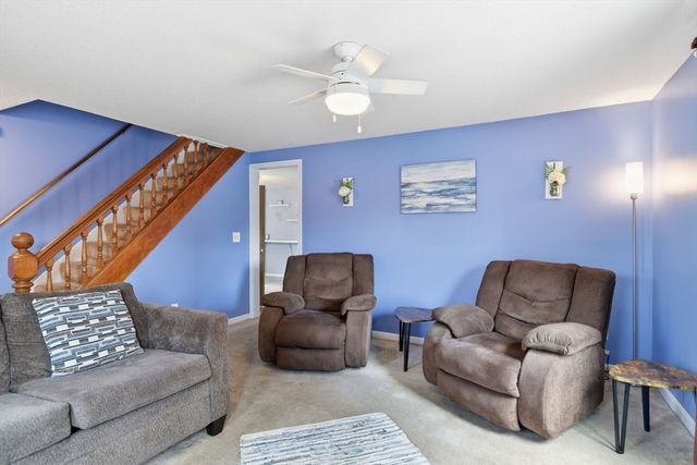 49 West St, Chicopee, MA 01013
