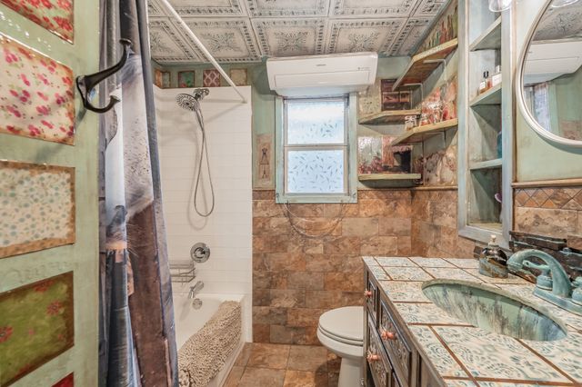 2057 Breezywood Drive, Flower Mound, TX 75022