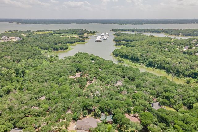 2057 Breezywood Drive, Flower Mound, TX 75022