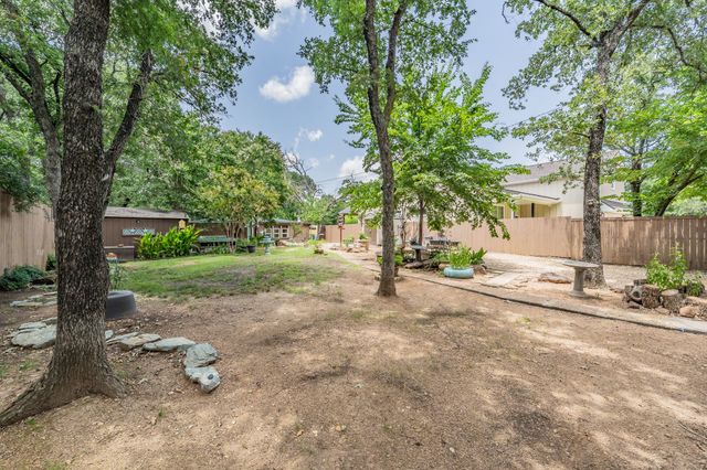 2057 Breezywood Drive, Flower Mound, TX 75022
