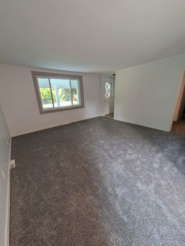 50730 Fairchild Road, Chesterfield, MI 48051