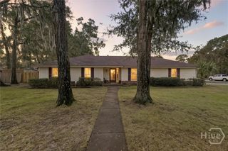 903 Moss Drive, Savannah, GA 31410