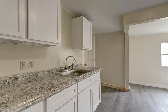 907 Laredo St, Corpus Christi, TX 78401