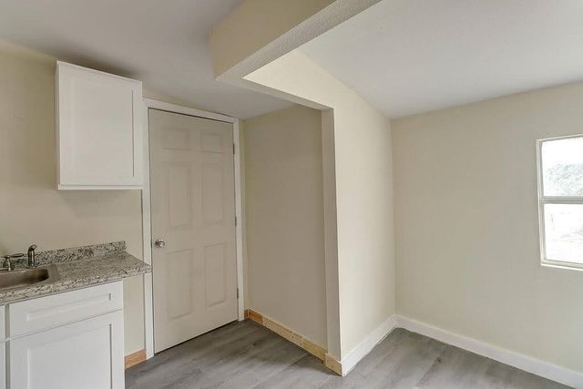 907 Laredo St, Corpus Christi, TX 78401