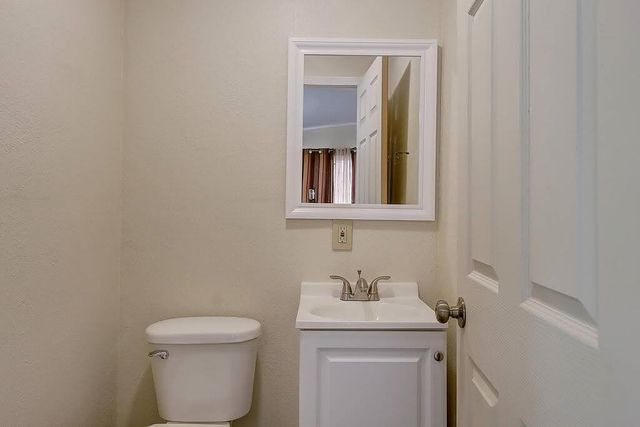 907 Laredo St, Corpus Christi, TX 78401