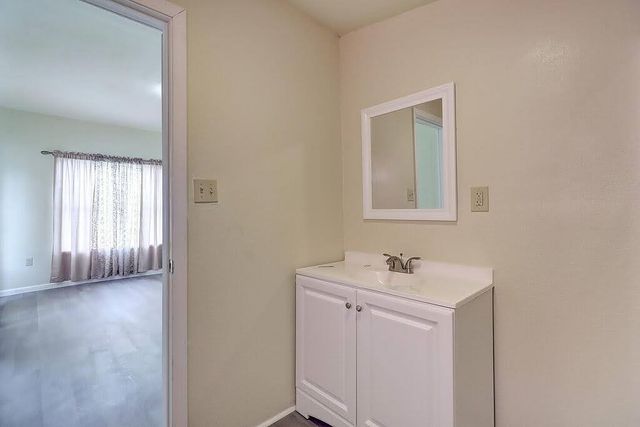 907 Laredo St, Corpus Christi, TX 78401