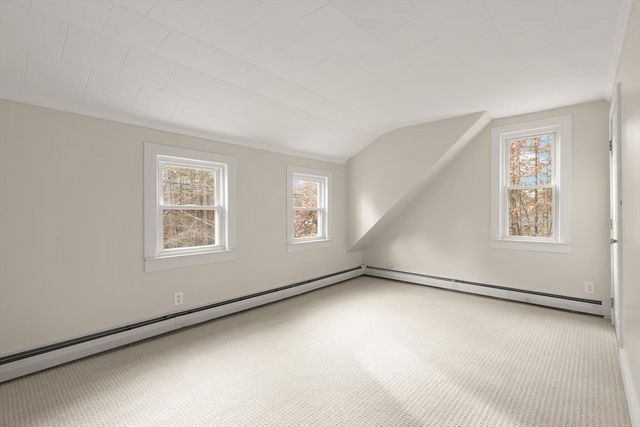 319 Pleasant St, Dunstable, MA 01827