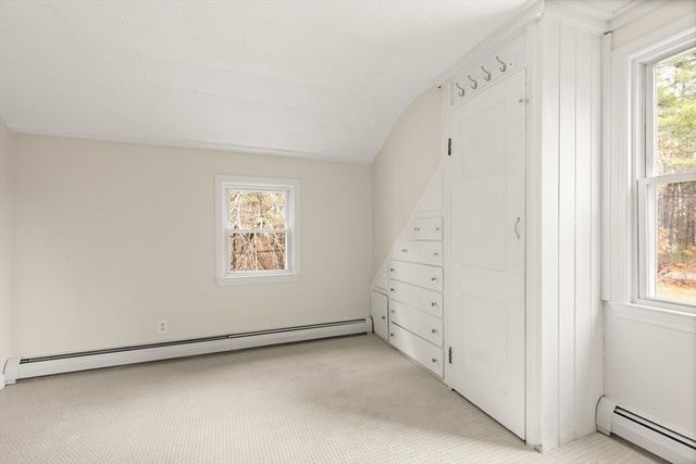 319 Pleasant St, Dunstable, MA 01827