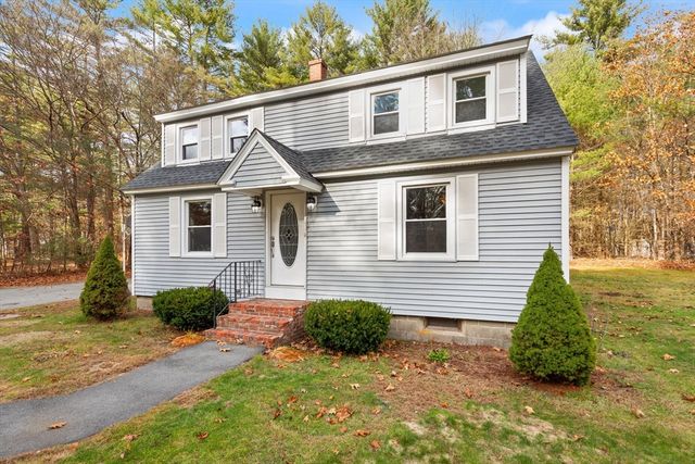 319 Pleasant St, Dunstable, MA 01827