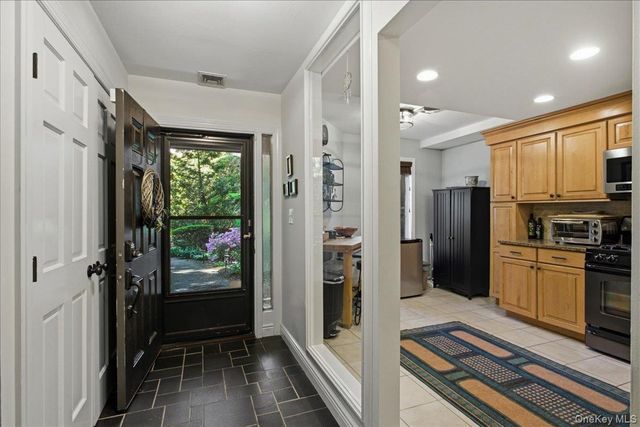 217 Martling Avenue, Tarrytown, NY 10591