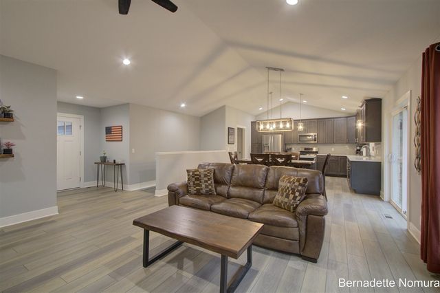 14347 Johnson Street, Grand Haven, MI 49417