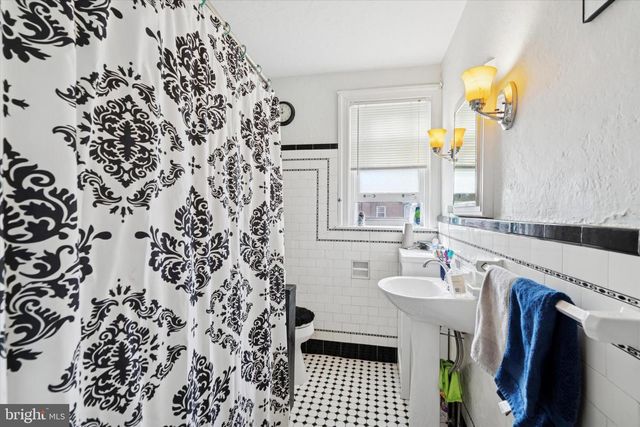 401 E LANCASTER, Shillington, PA 19607