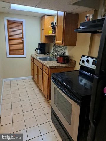 401 E LANCASTER, Shillington, PA 19607