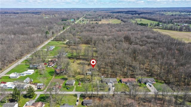 5556 Shaffer Road NW, Warren, OH 44481