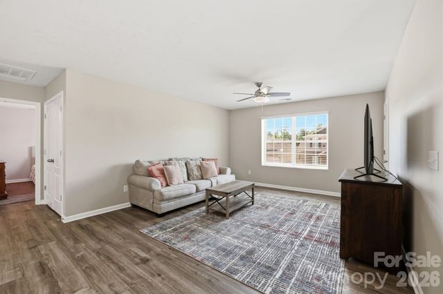 1429 Sunflower Field Place, Matthews, NC 28104