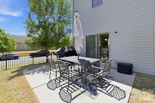 1429 Sunflower Field Place, Matthews, NC 28104