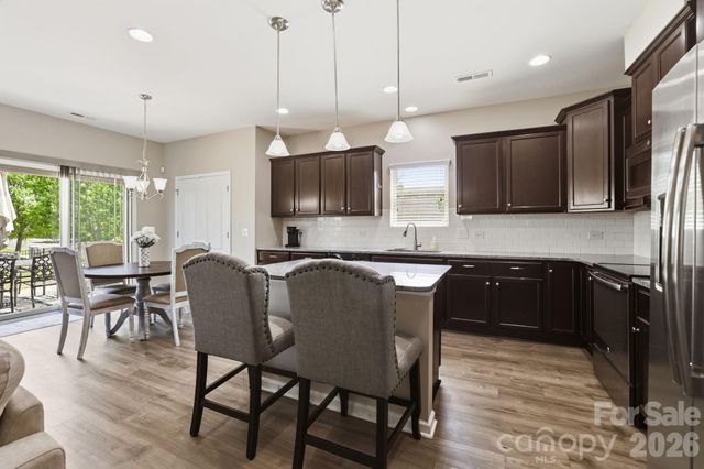 1429 Sunflower Field Place, Matthews, NC 28104