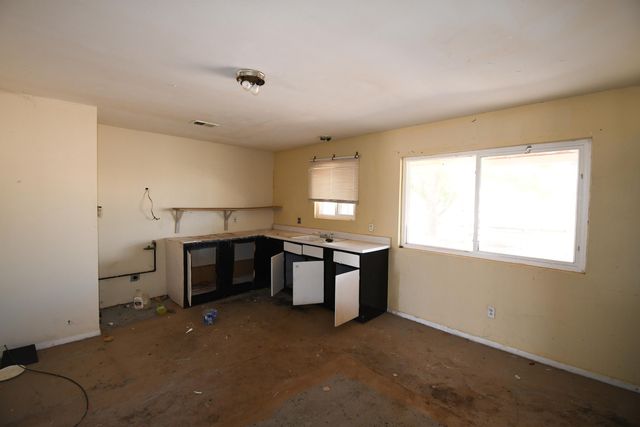 1820 Tovar Place SW, Albuquerque, NM 87121