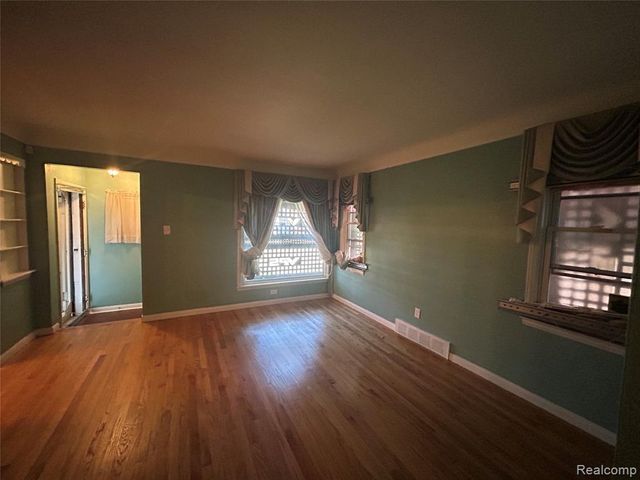 8060 House Street, Detroit, MI 48234