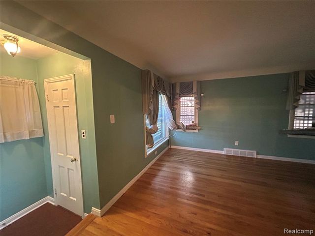 8060 House Street, Detroit, MI 48234