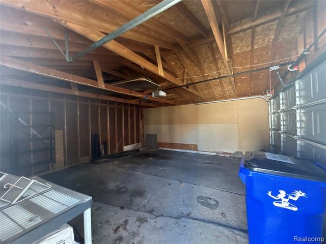 8060 House Street, Detroit, MI 48234