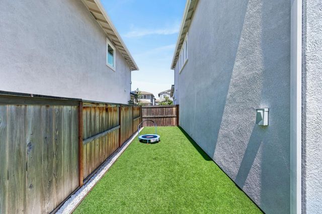 3159 Declaration Ave, Lincoln, CA 95648