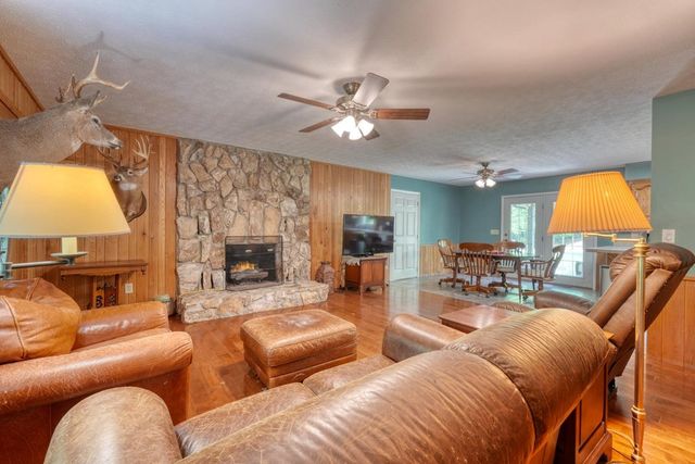 874 Deer Hill Road, Murphy, NC 28906