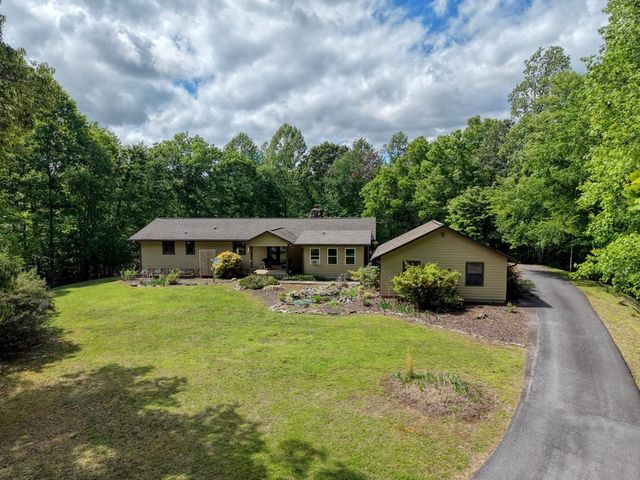 874 Deer Hill Road, Murphy, NC 28906