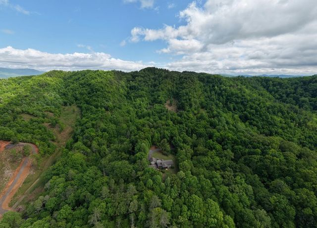 874 Deer Hill Road, Murphy, NC 28906
