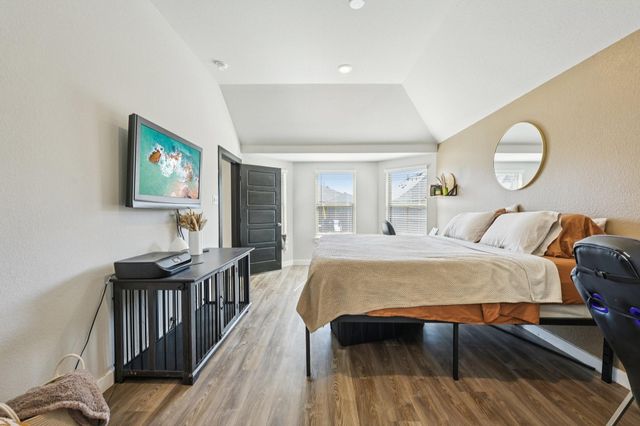 1217 Filly Creek Drive, Alvin, TX 77511