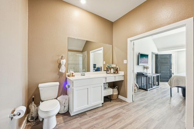 1217 Filly Creek Drive, Alvin, TX 77511