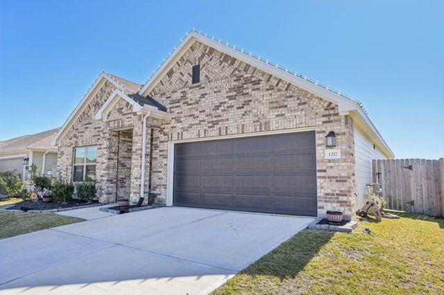 1217 Filly Creek Drive, Alvin, TX 77511