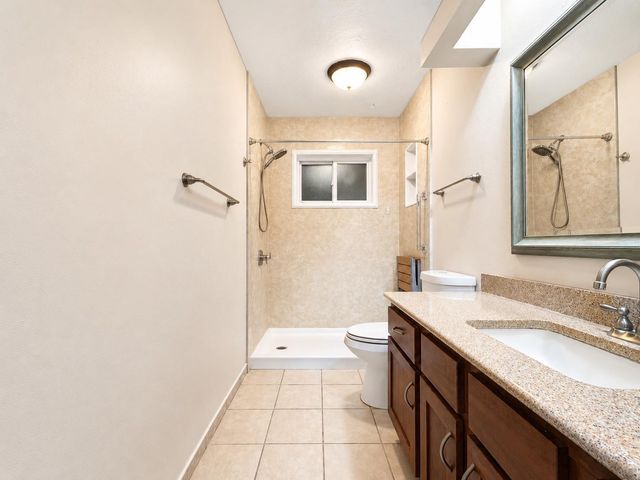 5810 Sunnygate Drive, Spring, TX 77373