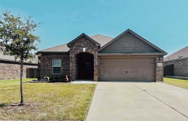 1829 Tyne Way, Crowley, TX 76036
