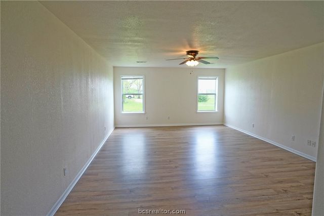 15989 State Highway 30, Richards, TX 77873