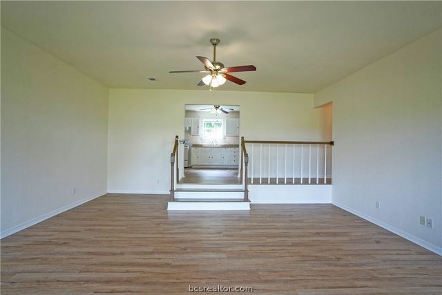 15989 State Highway 30, Richards, TX 77873