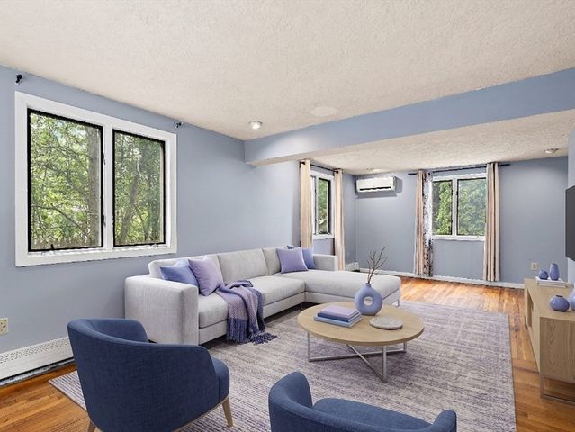 6 Hovey Ave, Natick, MA 01760