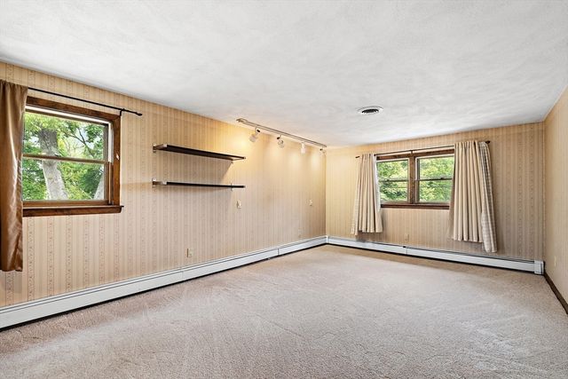 6 Hovey Ave, Natick, MA 01760