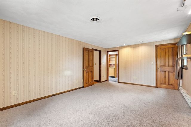 6 Hovey Ave, Natick, MA 01760