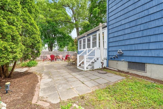 6 Hovey Ave, Natick, MA 01760