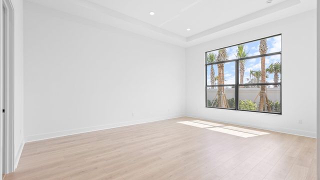 14030 Bastille Street, Palm Beach Gardens, FL 33412