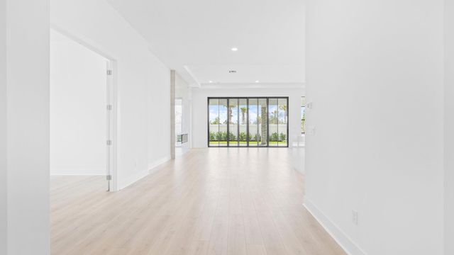 14030 Bastille Street, Palm Beach Gardens, FL 33412