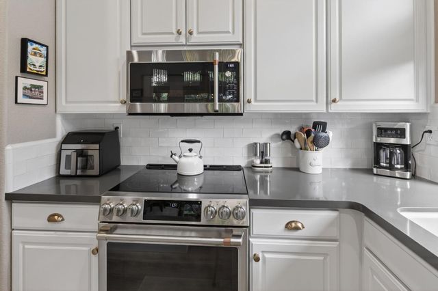 7020 Windchime Way, Roseville, CA 95747