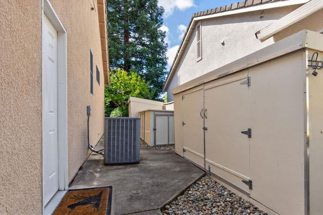 7020 Windchime Way, Roseville, CA 95747