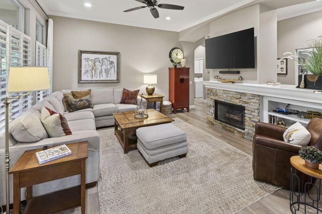 7020 Windchime Way, Roseville, CA 95747