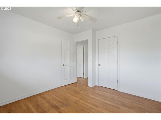 1520 Se 210TH Ave, Gresham, OR 97030