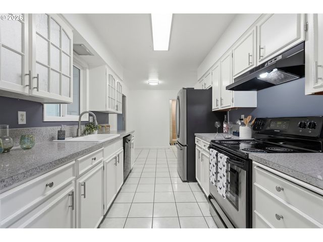 1520 Se 210TH Ave, Gresham, OR 97030