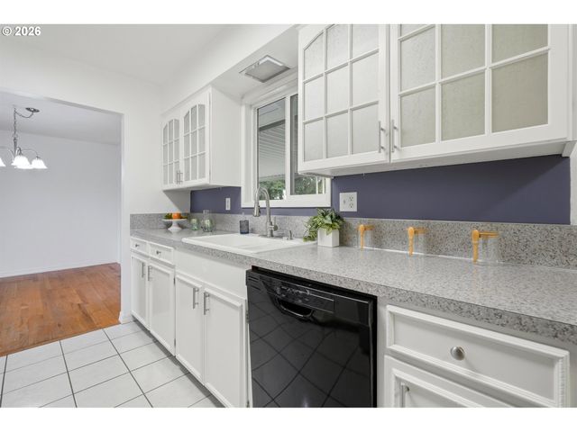 1520 Se 210TH Ave, Gresham, OR 97030