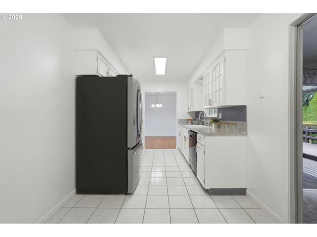 1520 Se 210TH Ave, Gresham, OR 97030